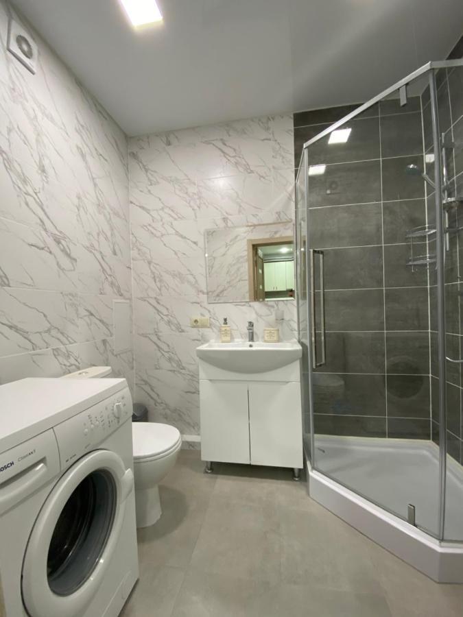 Apartment In Khmelnytsky Street إلفيف المظهر الخارجي الصورة