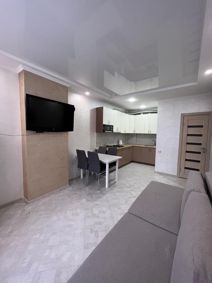 Apartment In Khmelnytsky Street إلفيف المظهر الخارجي الصورة