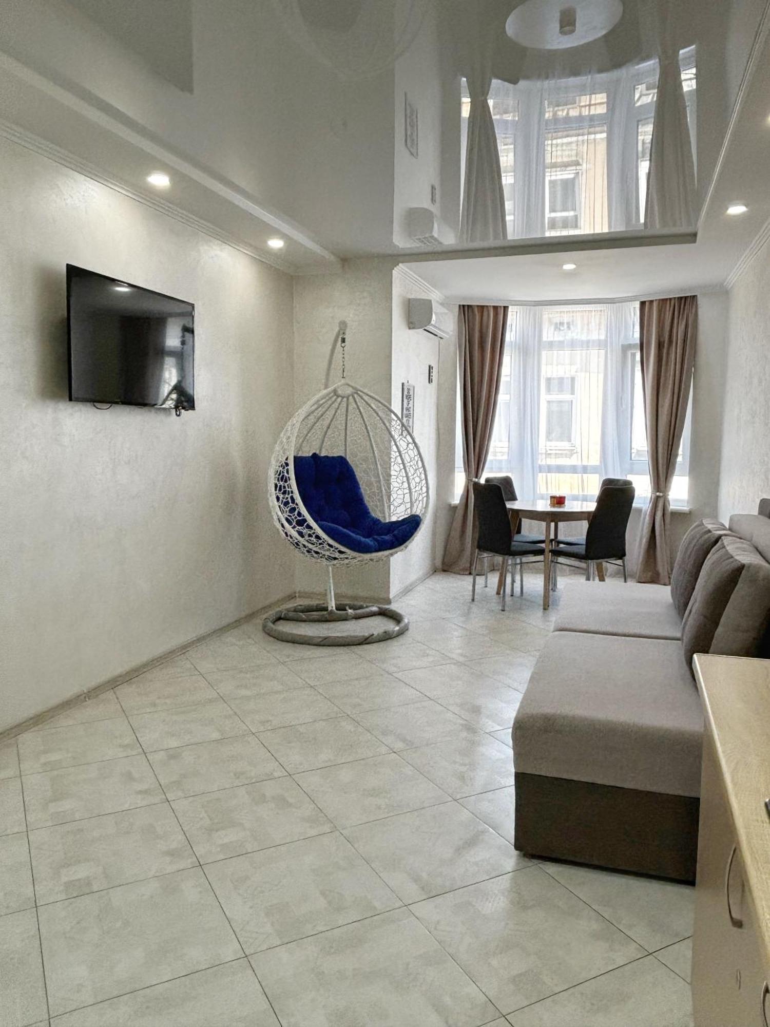 Apartment In Khmelnytsky Street إلفيف المظهر الخارجي الصورة
