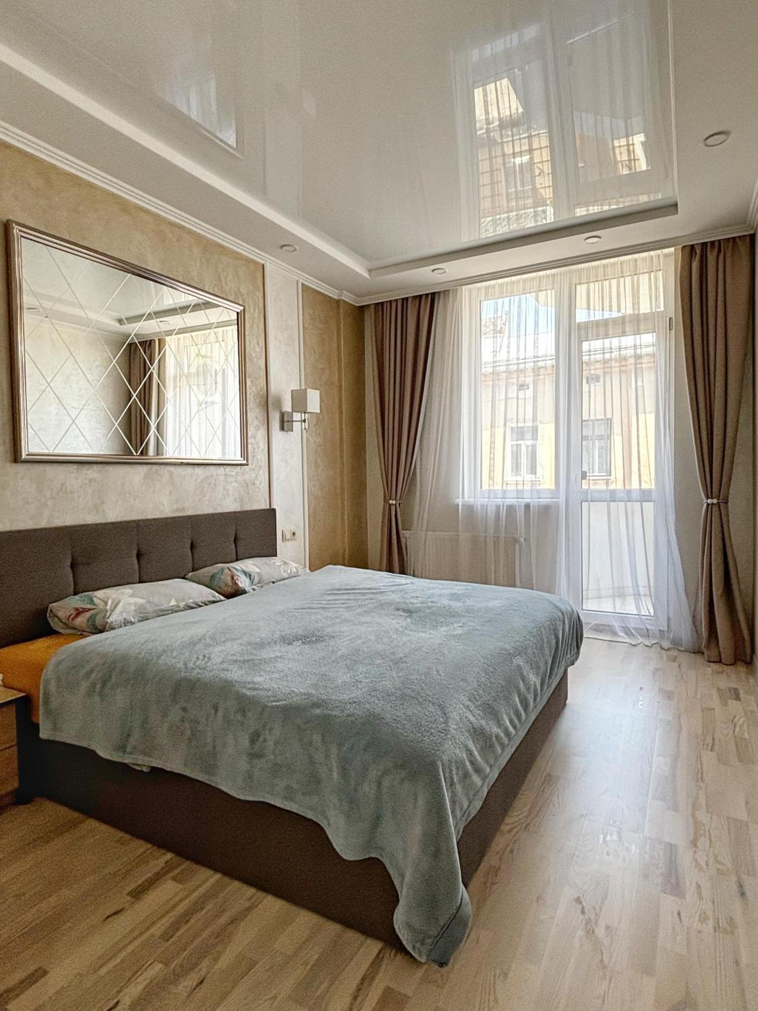 Apartment In Khmelnytsky Street إلفيف المظهر الخارجي الصورة