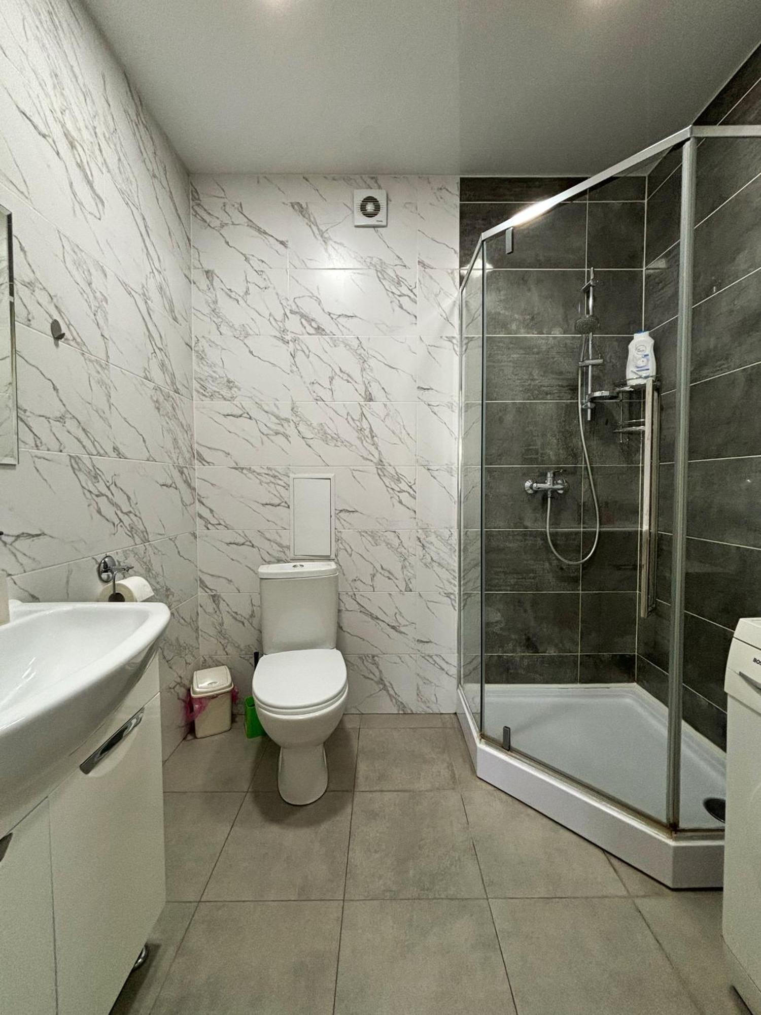 Apartment In Khmelnytsky Street إلفيف المظهر الخارجي الصورة